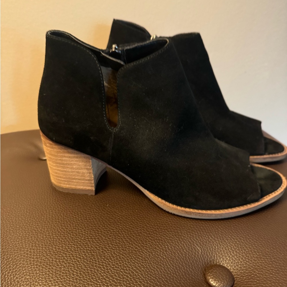 Blondo Peep Toe Heeled Bootie